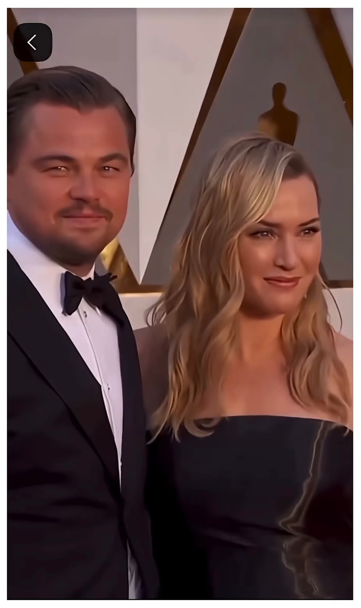 Photo of Leonardo DiCaprio and Kate Winslet